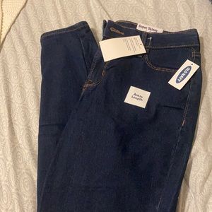 New with tags! OLD NAVY jeans size 6